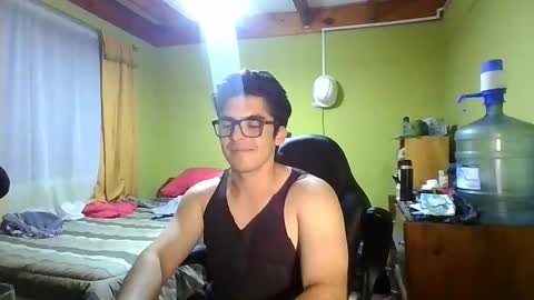 rpaulo25 online show from January 14, 5:02 am