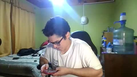 Snapshot of rpaulo25 chatting on March 19, 6:28 am rpaulo25 online show from March 19, 6:28 am