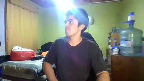 Snapshot of rpaulo25 chatting on March 23, 2:48 am rpaulo25 online show from March 23, 2:48 am