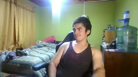 Snapshot of rpaulo25 chatting on April 11, 5:01 am rpaulo25 online show from April 11, 5:01 am
