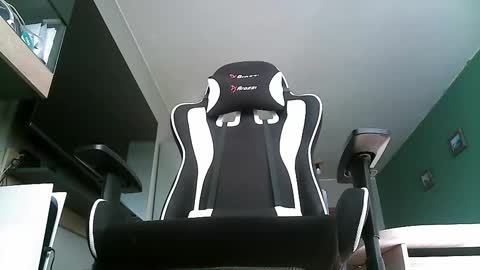 cum with me online show from March 6, 9:28 am