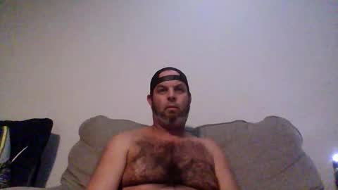 Snapshot of rubbingoneout714 chatting on November 8, 5:07 am rubbingoneout714 online show from November 8, 5:07 am