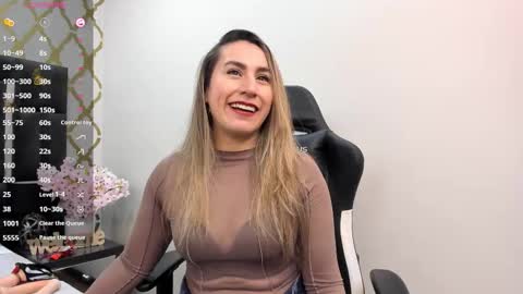 Snapshot of rubby_taylor chatting on October 15, 3:12 pm RubbyTaylor online show from October 15, 3:12 pm
