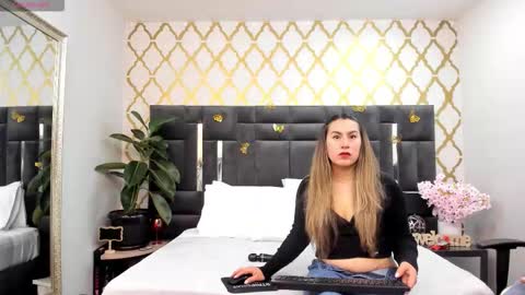 Snapshot of rubby_taylor chatting on October 16, 2:29 pm RubbyTaylor online show from October 16, 2:29 pm
