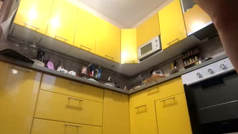 Rubi online show from October 27, 5:33 am