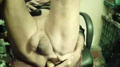 Snapshot of rubis501 chatting on December 21, 1:46 am rubis501 online show from December 21, 1:46 am