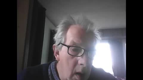 Snapshot of rubixman chatting on March 22, 4:32 pm rubixman online show from March 22, 4:32 pm