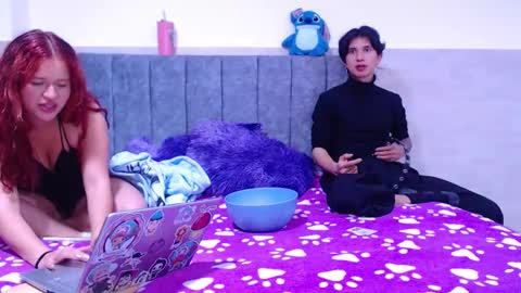 Snapshot of ruby__redd chatting on February 1, 11:25 pm Ruby and Vanie online show from February 1, 11:25 pm