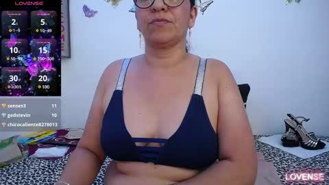 Snapshot of ruby_brown_ chatting on January 15, 10:24 pm Ruby online show from January 15, 10:24 pm