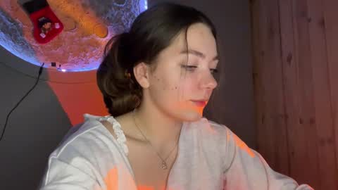 AYSHE online show from February 12, 9:10 pm