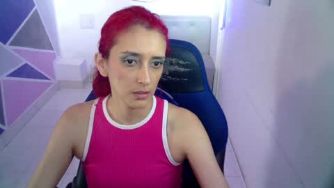 ruby_your_milf online show from December 30, 11:38 pm