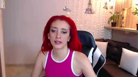 ruby_your_milf online show from February 19, 9:25 pm