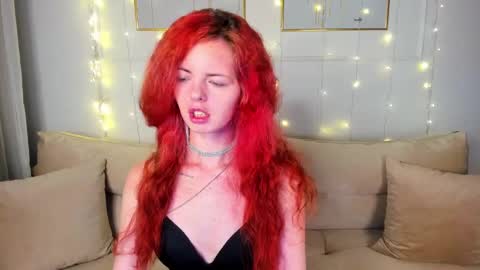 Snapshot of rubyattwood chatting on February 18, 5:31 pm rubyattwood online show from February 18, 5:31 pm