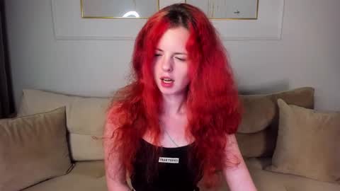 Snapshot of rubyattwood chatting on March 3, 9:26 pm rubyattwood online show from March 3, 9:26 pm