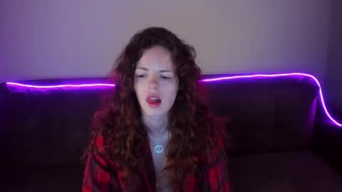 Snapshot of rubyattwood chatting on May 14, 12:39 am rubyattwood online show from May 14, 12:39 am