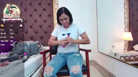 Snapshot of rubybonnet_ chatting on December 28, 11:09 am Ruby bonnet online show from December 28, 11:09 am