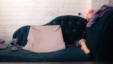 rubyemerald_ online show from January 16, 4:49 am