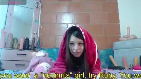 Snapshot of rubyemerald_ chatting on March 4, 3:01 am rubyemerald_ online show from March 4, 3:01 am