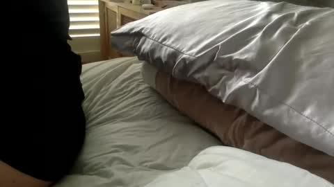 Snapshot of rubyhill99 chatting on February 6, 10:35 pm rubyhill99 online show from February 6, 10:35 pm