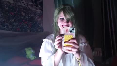 Snapshot of rubylynxxx chatting on July 5, 6:59 pm rubylynxxx online show from July 5, 6:59 pm