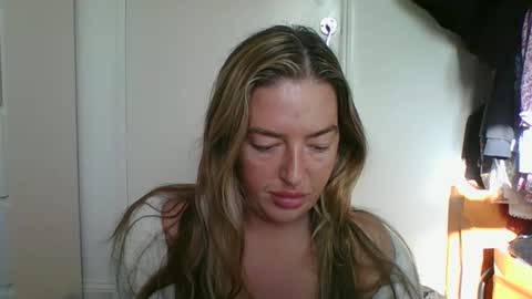 rubyredxxxoxxx online show from April 12, 7:46 am