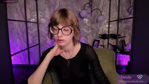 Snapshot of rubytwinkle chatting on February 2, 9:02 pm Ruby online show from February 2, 9:02 pm