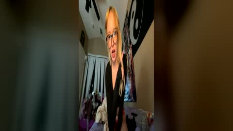 Snapshot of rubyxmonroe chatting on June 14, 6:04 am Ruby Monroe online show from June 14, 6:04 am
