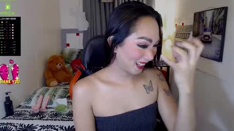 its me Sabel online show from February 25, 10:04 am