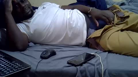 Snapshot of ruffbwoy chatting on December 24, 8:55 am Jayden online show from December 24, 8:55 am