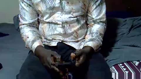 Snapshot of ruffbwoy chatting on February 10, 5:25 am Jayden online show from February 10, 5:25 am