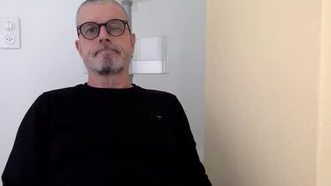 Jimi online show from January 6, 11:51 am