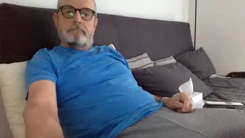 Jimi online show from October 27, 7:34 am