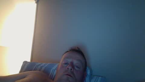Snapshot of runepetter chatting on December 6, 9:21 am bignorwegian online show from December 6, 9:21 am
