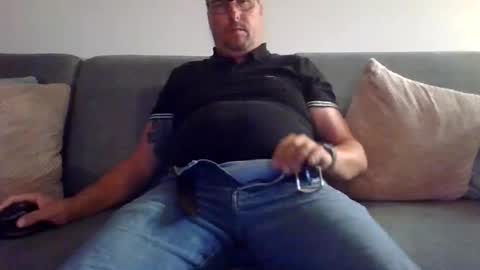 Snapshot of runner_1978 chatting on September 9, 9:36 pm runner_1978 online show from September 9, 9:36 pm