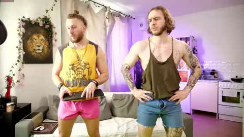 Paul online show from February 25, 7:40 am