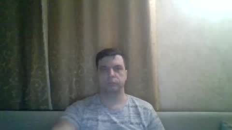 rusqadisx online show from February 6, 7:07 pm