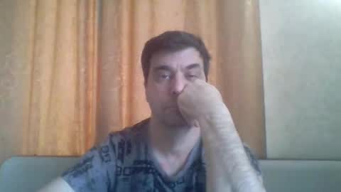 rusqadisx online show from November 23, 7:30 am