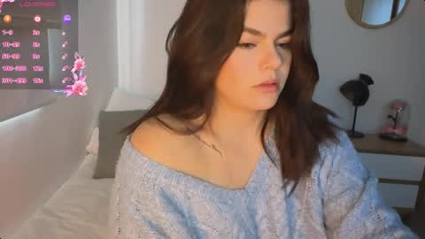 Lorenn online show from September 18, 7:49 pm