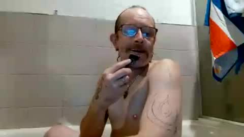 Snapshot of rustykunts69 chatting on July 19, 12:09 pm rustykunts69 online show from July 19, 12:09 pm