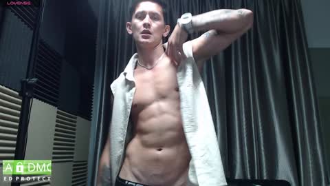 MillionDollarGuy online show from January 17, 1:35 pm