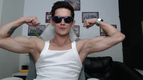 MillionDollarGuy online show from February 18, 7:04 am