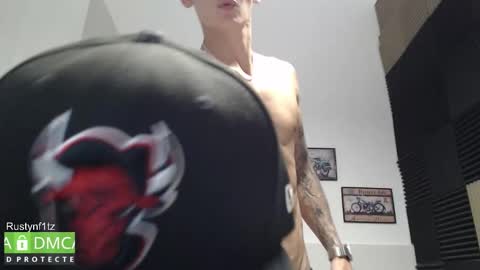 MillionDollarGuy online show from March 25, 3:34 am