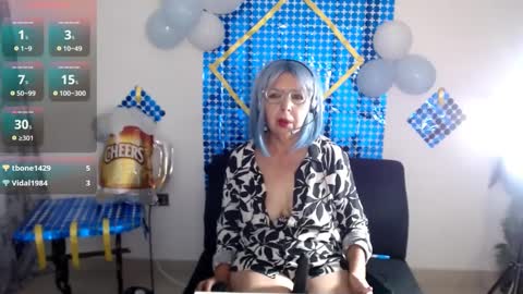 ruth_blue21 online show from September 21, 1:40 am