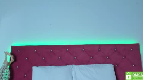 Ruth online show from February 25, 12:34 pm