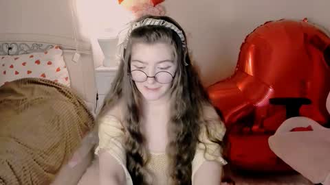 MY FANSLY  online show from February 19, 6:26 pm