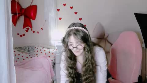 MY FANSLY  online show from February 24, 6:50 pm