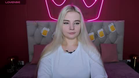 ruthbryant online show from September 22, 1:29 am