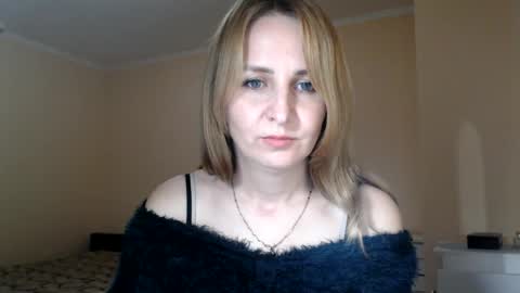 Snapshot of ruthpark chatting on October 3, 7:00 pm Ruth online show from October 3, 7:00 pm