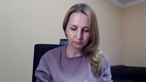 Snapshot of ruthpark chatting on October 13, 8:47 am Ruth online show from October 13, 8:47 am