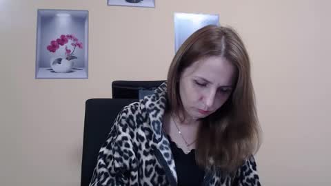 Snapshot of ruthpark chatting on November 10, 10:47 am Ruth online show from November 10, 10:47 am